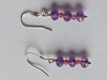 ohrringe mit amethyst und turmalin-perlen in violett-pinker farbe-silber-ohrhaken--