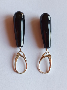 ohrringe mit onyx-tropfen in schwarzer farbe-silber-brisuren----