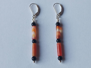 silver earrings-leverbacks with sardonyx tubes and onyx beads-the colours are red and black