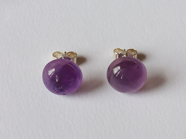 silver earrings with amethyst cabochons-10 mm--