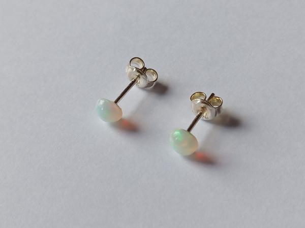 ohrringe-silber-hell-opalisierend-opal----