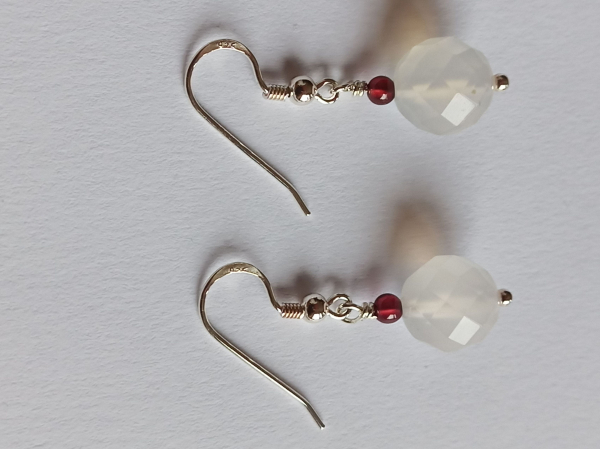 silver earrings-ear wires with agate and garnet beads-the colour is white and red---