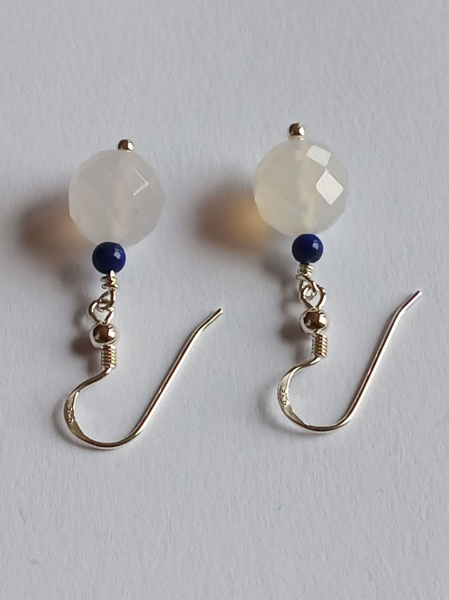 silver earrings-ear wires with agate and lapislazuli beads-the colour is white and blue----