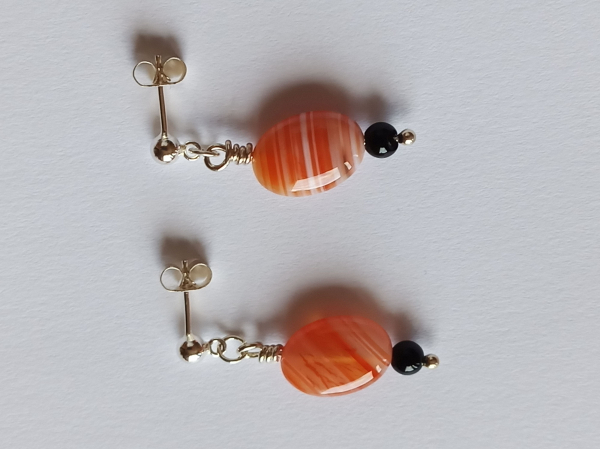 silver earrings-ear studs with agate and onyx beads-red-black colour---