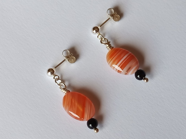silver earrings-ear studs with agate and onyx beads-red-black colour-