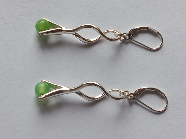 silver earrings-leverbacks with twist dangles and chrysoprase beads--