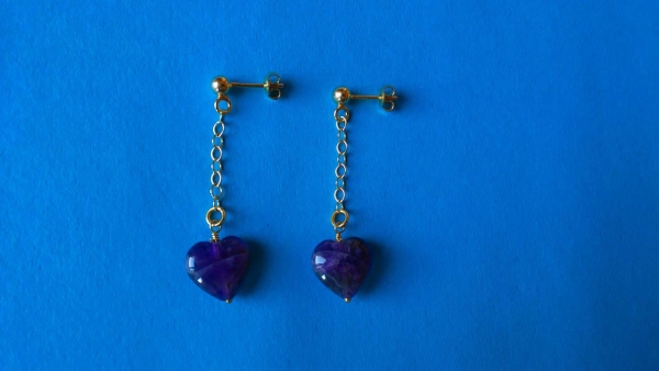 silver earrings-ear studs with purple amethyst hearts and chain