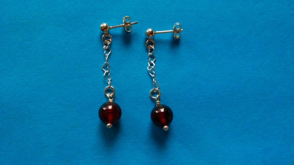silver earrings-ear studs with red garnet beads and chain