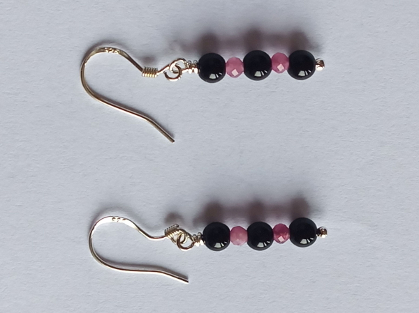 silver earrings-ear wires with onyx and tourmaline beads-the colour is black and pink--