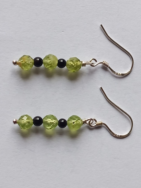 silver earrings-ear wires with peridot and onyx beads-green and black colour-