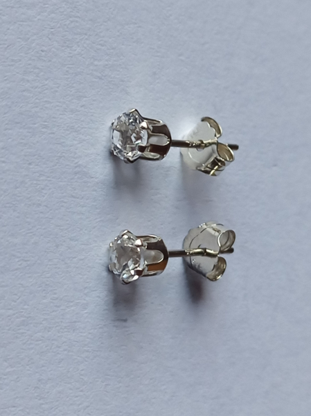 earrings-silver-white-topaz-