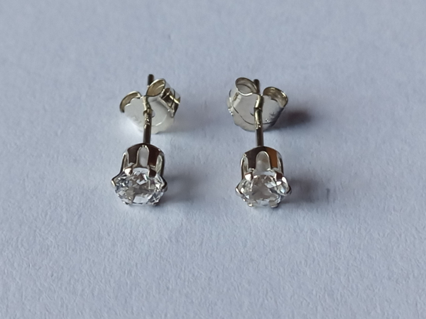 earrings-silver-white-topaz