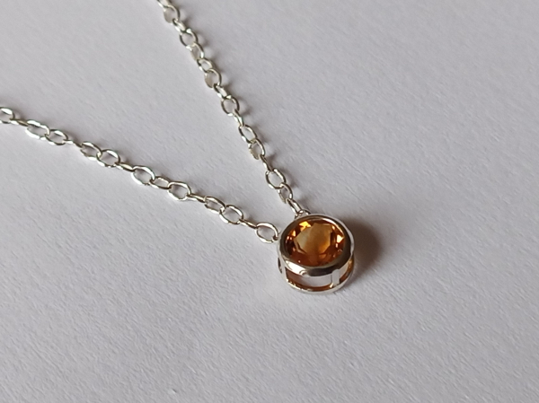 silver chain with yellow citrine pendant-anchor chain 45 cm---