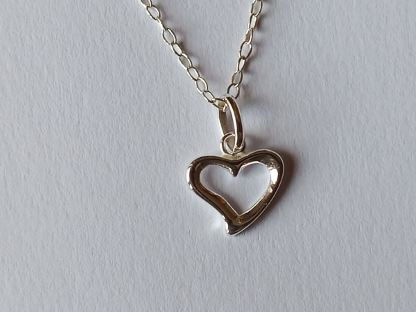 silver chain with heart pendant-anchor chain 45 cm