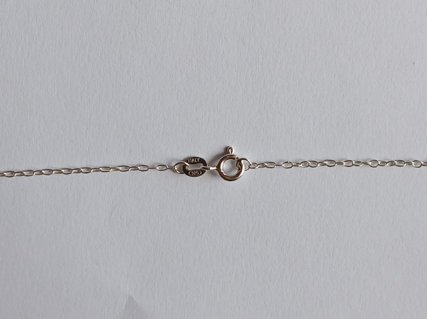 silver chain with green peridot pendant-anchor chain 45 cm-----