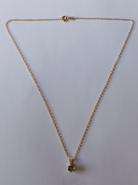 gold plated silver chain with green peridot pendant-anchor chain 45 cm-----